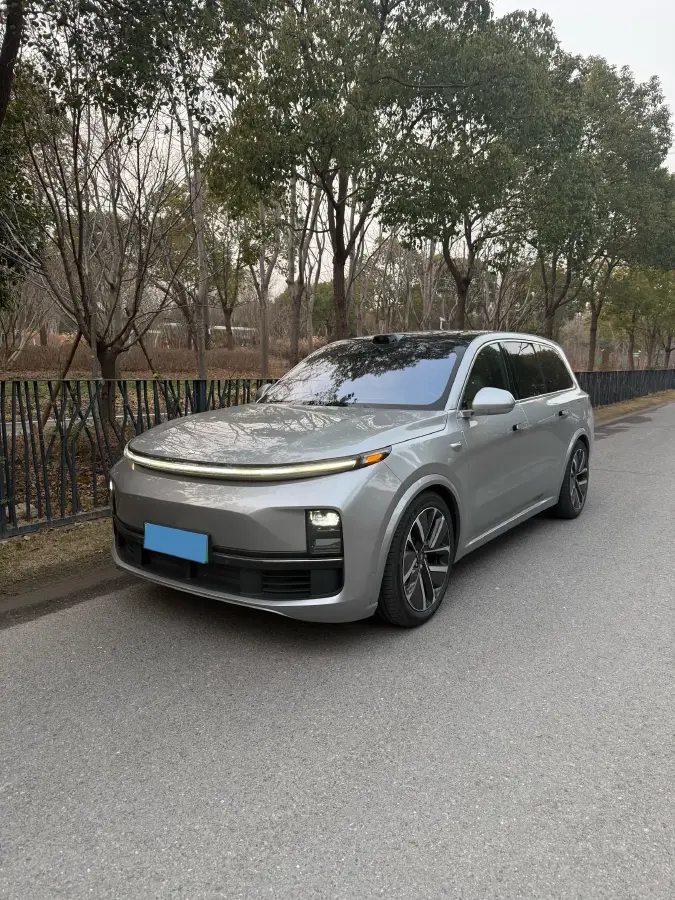 2022 Li L9 Range Extended 154HP REEV 42.6KWH