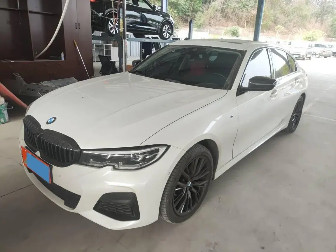 2022 BMW 3 Series 2.0T 184HP L4 8AT