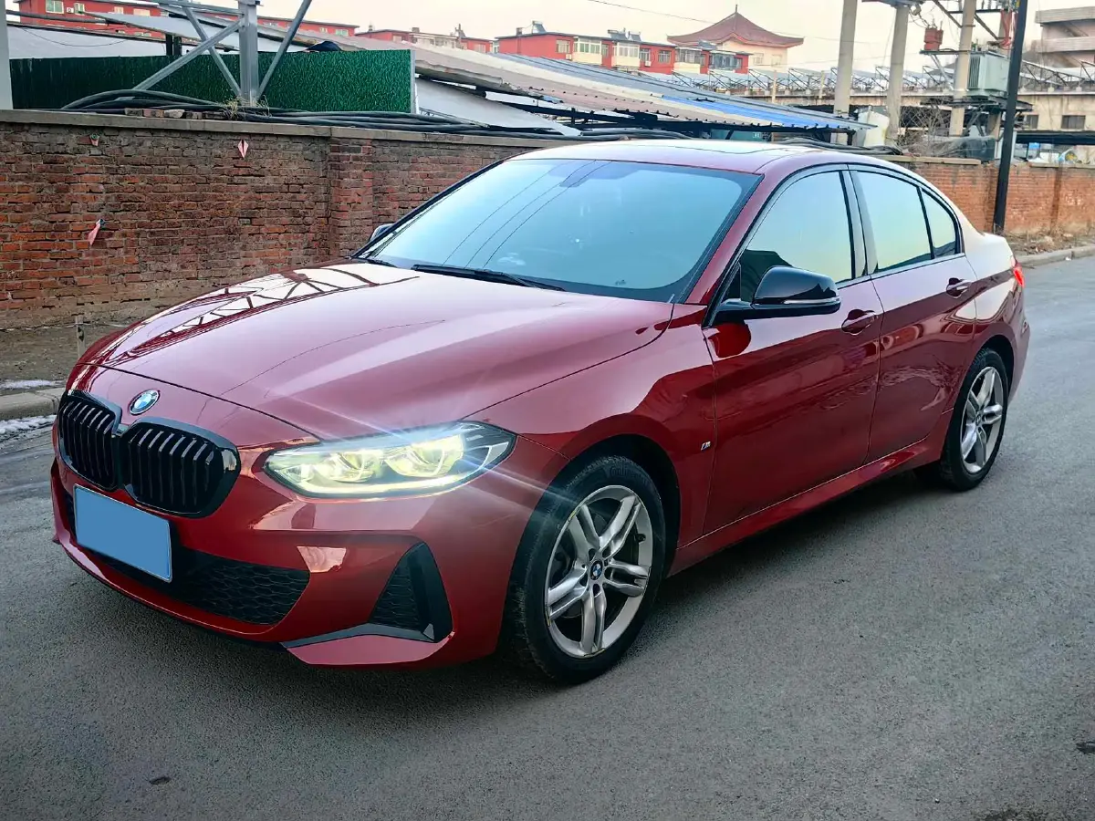 2021 BMW 1 Series 1.5T 140HP L3 7DCT