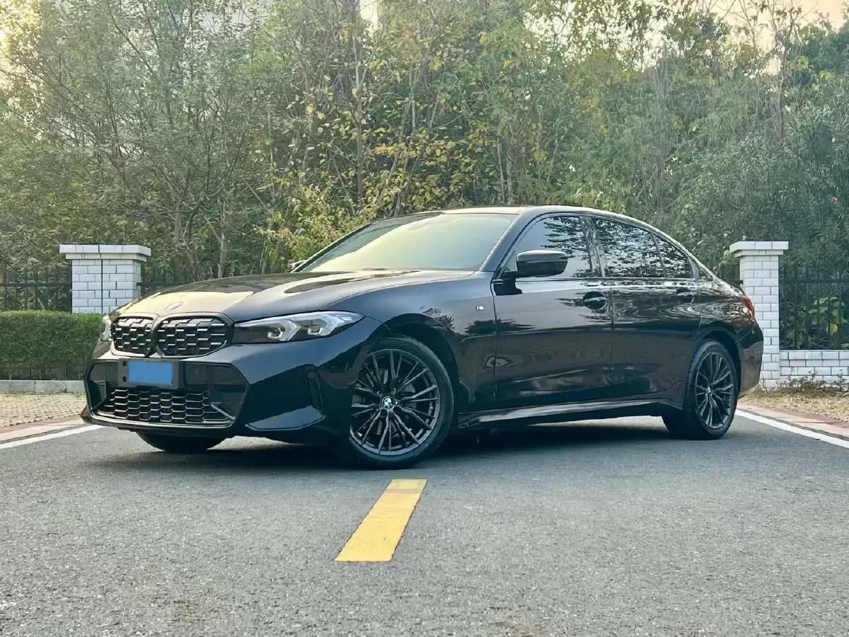 2024 BMW 3 Series 2.0T 184HP L4 8AT