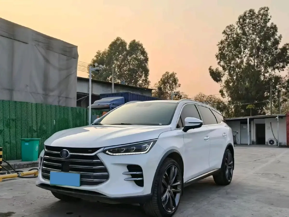 2018 BYD Tang 2.0T 205HP L4 6DCT PHEV 19.96KWH