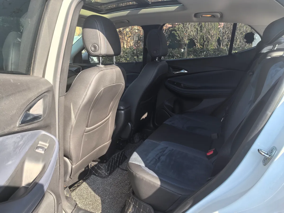 2020 Buick Encore GX 1.3T 165HP L3 CVT,autocango,china used car exporter,china ev exporter,chinese used car exporter,chinese used ev exporter