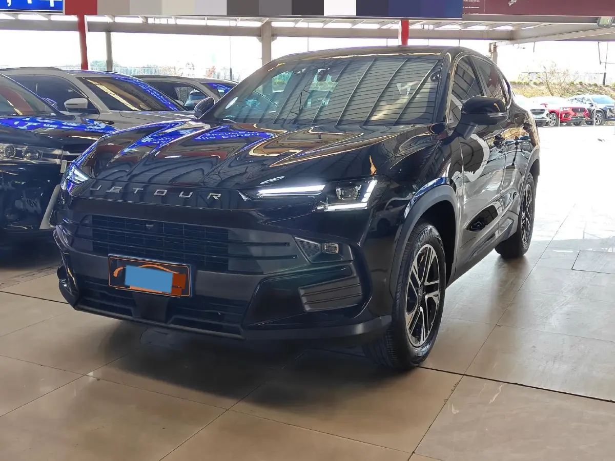 2025 Jetour DASHING 1.5T 156HP L4 6DCT