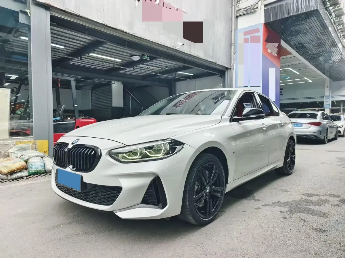 2020 BMW 1 Series 2.0T 192HP L4 7DCT