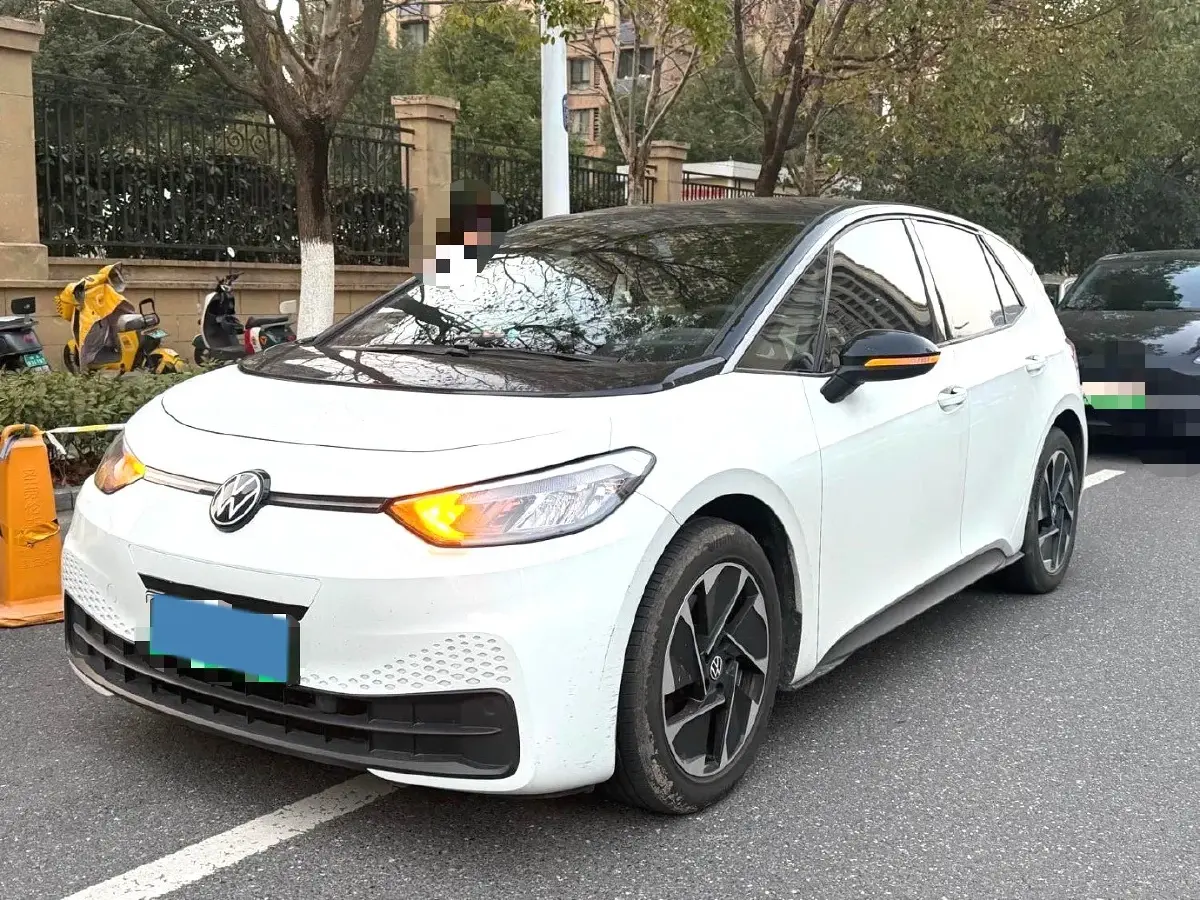2024 Volkswagen ID.3 BEV 52.8KWH