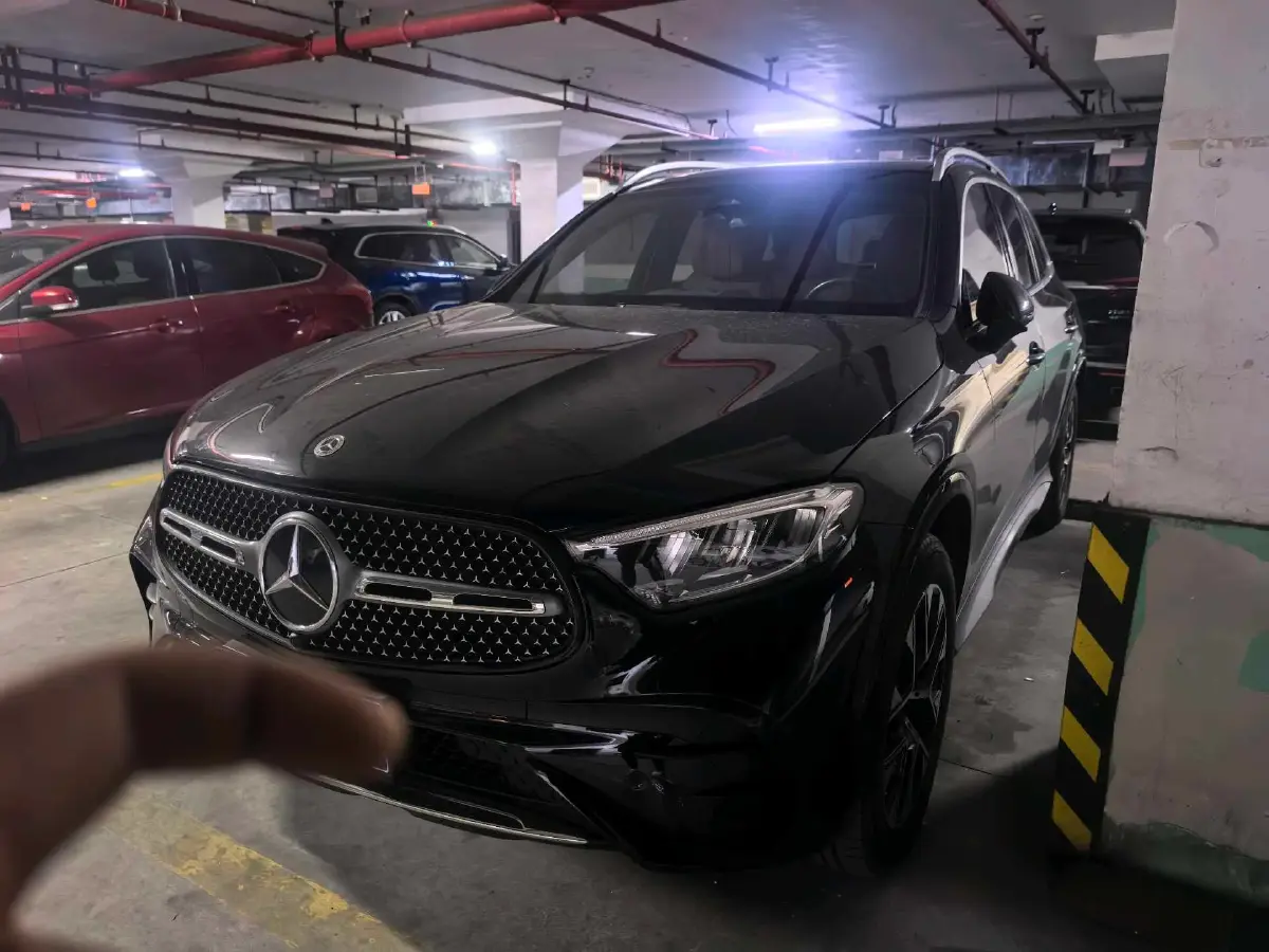 2023 Mercedes-Benz GLC Class 2.0T 204HP L4 9AT