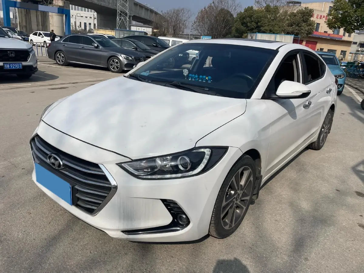 2016 Hyundai Elantra 1.6L 130HP L4 6AT