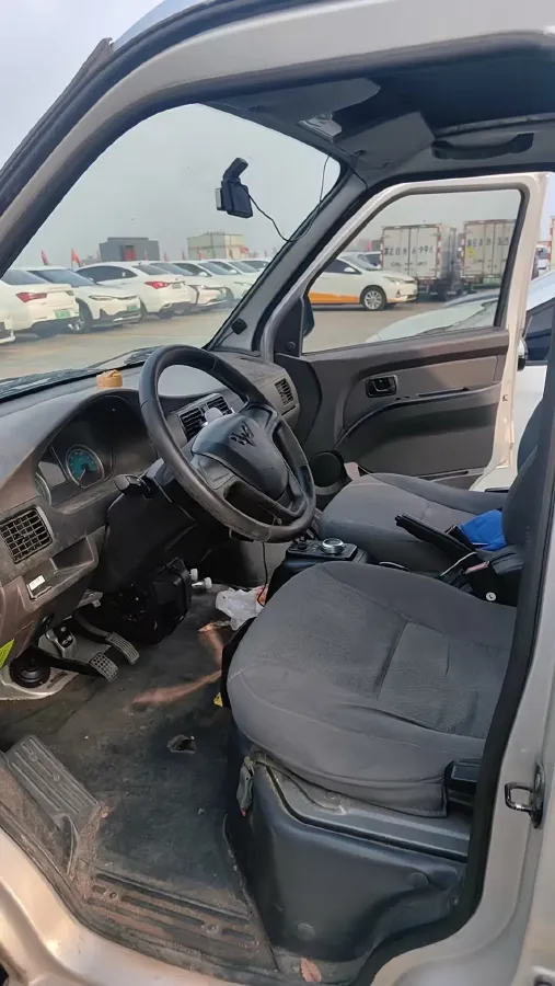 2022 WuLing EV50 BEV 35.904KWH,autocango,china used car exporter,china ev exporter,chinese used car exporter,chinese used ev exporter