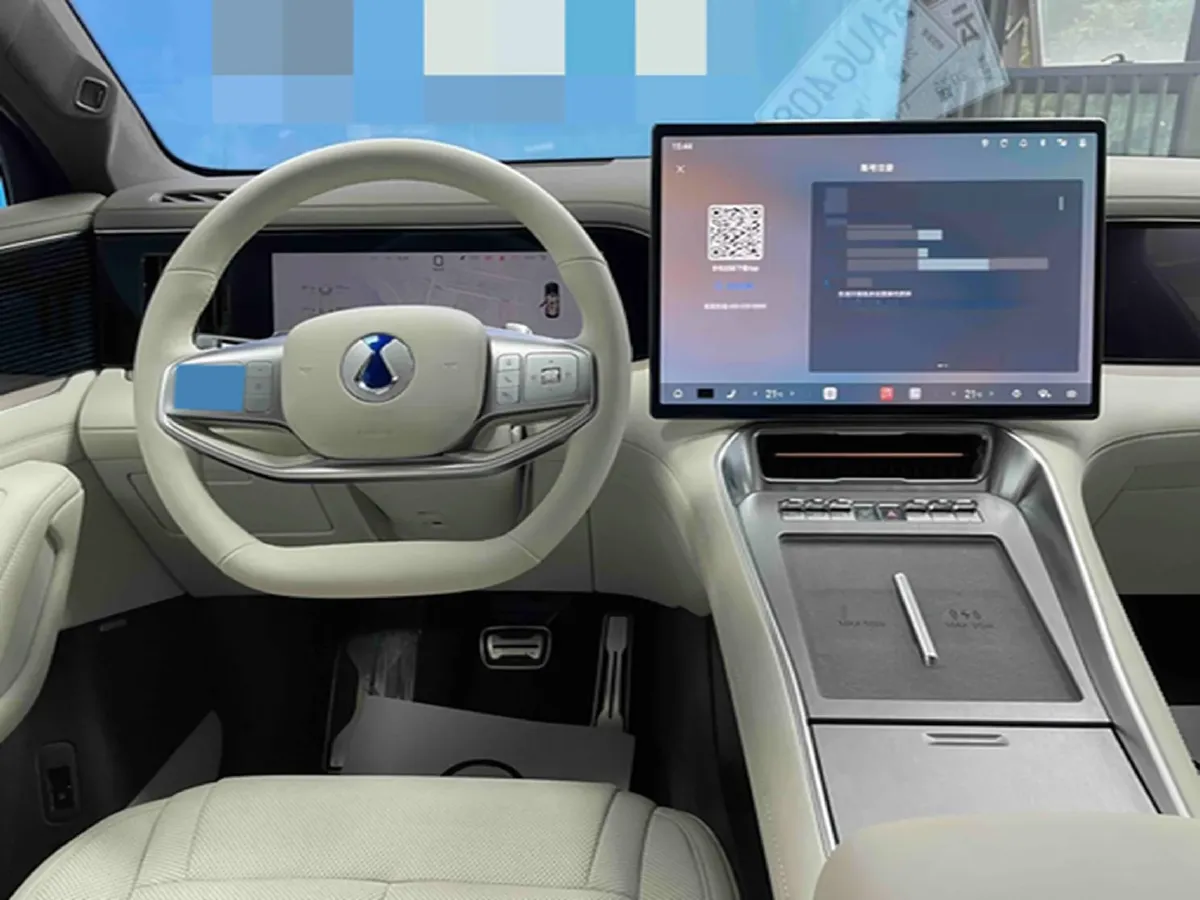 2025 Denza DenzaN8L 2.0T 207HP L4 E-CVT PHEV,autocango,china used car exporter,china ev exporter,chinese used car exporter,chinese used ev exporter