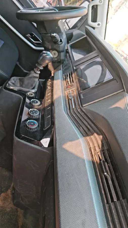 2021 JMC TeShun 2.8T 122HP L4 5MT,autocango,china used car exporter,china ev exporter,chinese used car exporter,chinese used ev exporter