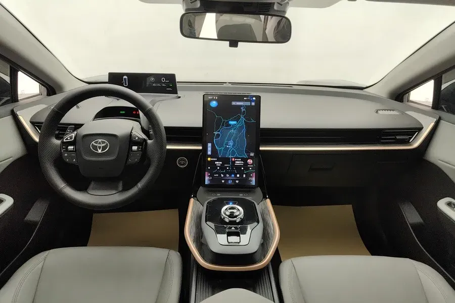 2024 Toyota bZ3 BEV 49.92KWH,autocango,china used car exporter,china ev exporter,chinese used car exporter,chinese used ev exporter