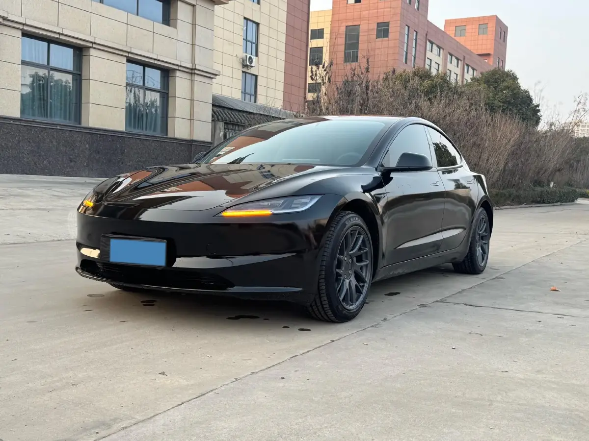 2023 HYPTEC GT BEV 80KWH