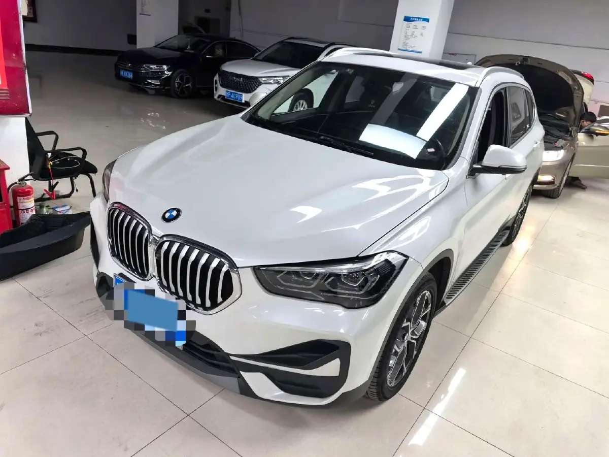 2021 BMW X1 2.0T 192HP L4 7DCT
