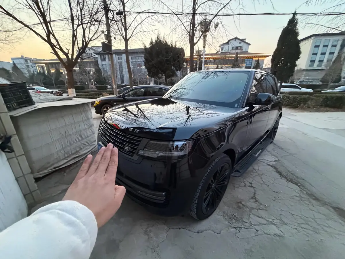 2024 Land Rover Range Rover 3.0T 400HP L6 8AT
