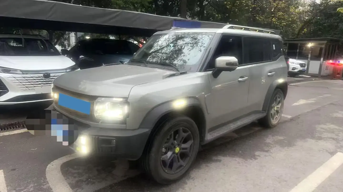 2023 Jetour Traveller 2.0T 254HP L4 7DCT