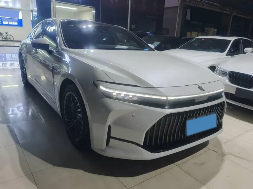 2024 Toyota Crown 2.5L 185HP L4 E-CVT Hybrid,autocango,china used car exporter,china ev exporter,chinese used car exporter,chinese used ev exporter