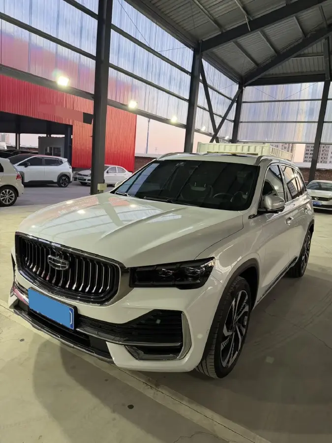 2021 Geely Monjaro 2.0T 238HP L4 8AT