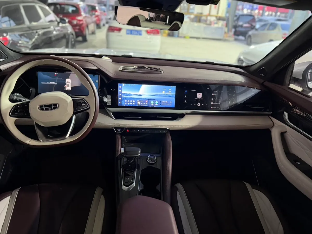 2021 Geely Monjaro 2.0T 238HP L4 8AT,autocango,china used car exporter,china ev exporter,chinese used car exporter,chinese used ev exporter