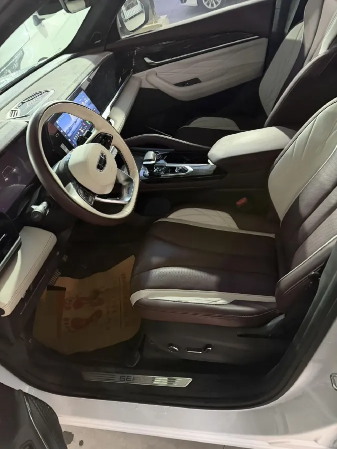 2021 Geely Monjaro 2.0T 238HP L4 8AT,autocango,china used car exporter,china ev exporter,chinese used car exporter,chinese used ev exporter