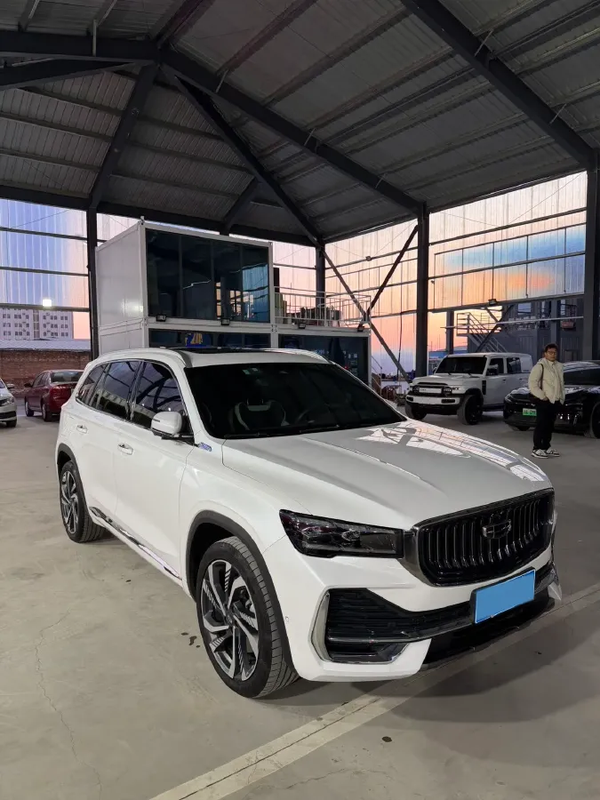 2021 Geely Monjaro 2.0T 238HP L4 8AT,autocango,china used car exporter,china ev exporter,chinese used car exporter,chinese used ev exporter