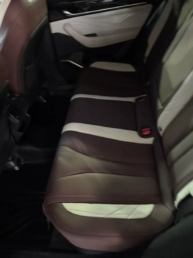 2021 Geely Monjaro 2.0T 238HP L4 8AT,autocango,china used car exporter,china ev exporter,chinese used car exporter,chinese used ev exporter