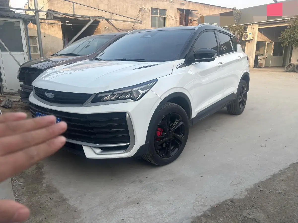 2025 Geely Coolray 1.5T 181HP L4 7DCT