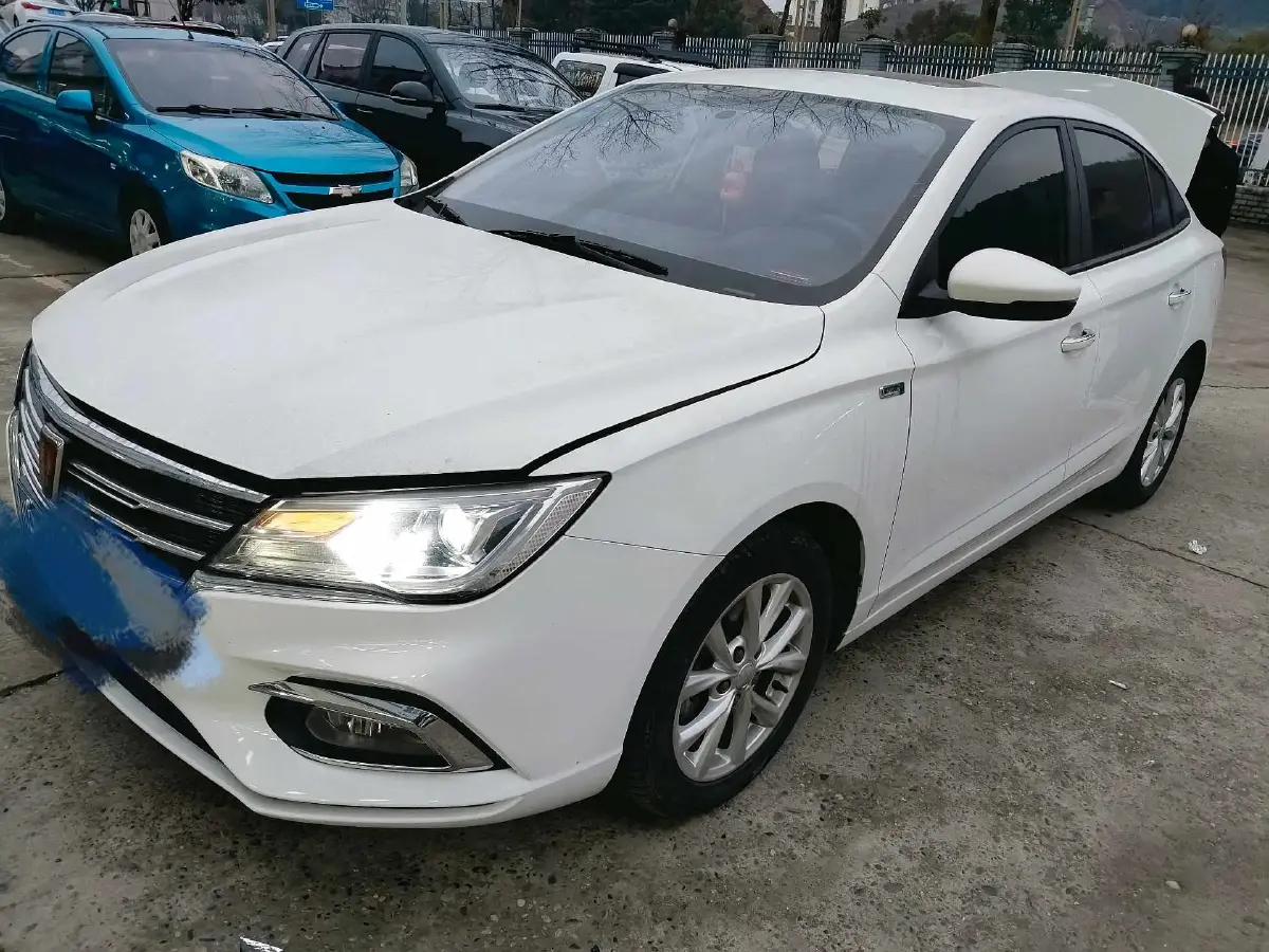2019 Roewe i5 1.5L 120HP L4 CVT