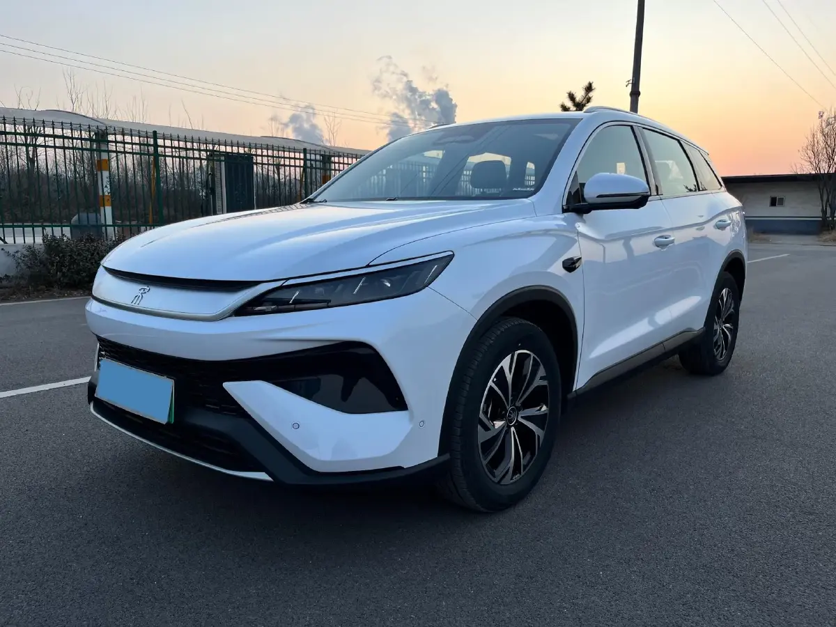 2025 BYD Song Pro 1.5L 101HP L4 E-CVT PHEV 18.3KWH