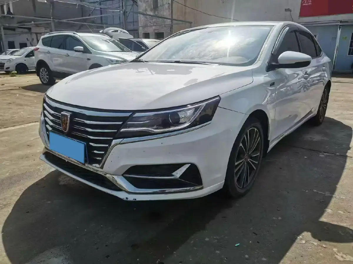2020 Roewe i6 1.6L 125HP L4 CVT