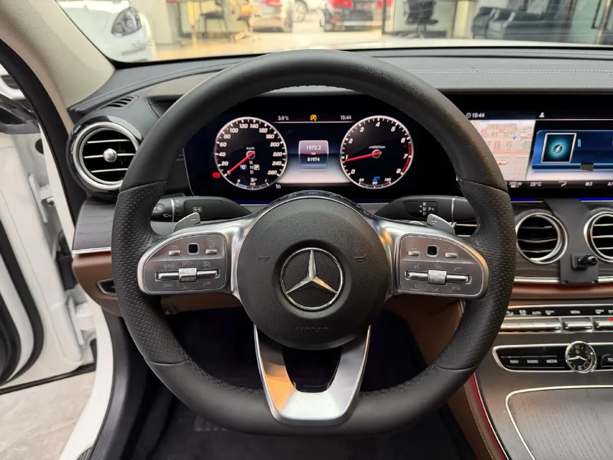 2020 Mercedes-Benz E Class 2.0T 258HP L4 9AT,autocango,china used car exporter,china ev exporter,chinese used car exporter,chinese used ev exporter