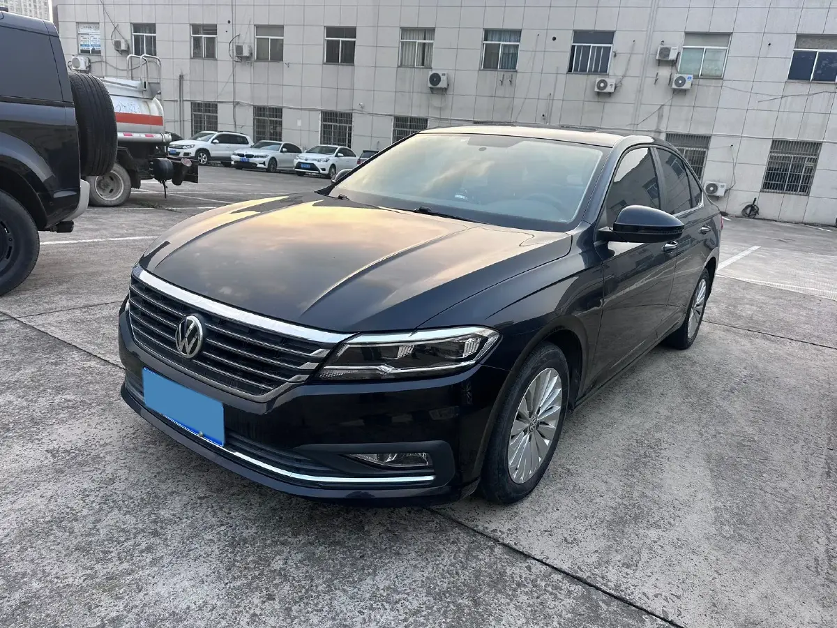2019 Volkswagen Lavida 1.5L 113HP L4 6AT