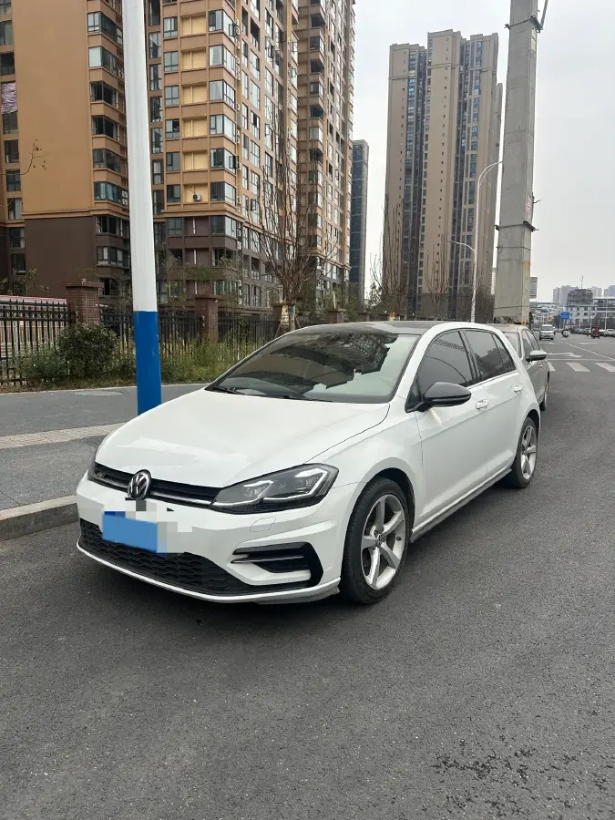 2018 Volkswagen Golf 1.4T 150HP L4 7DCT