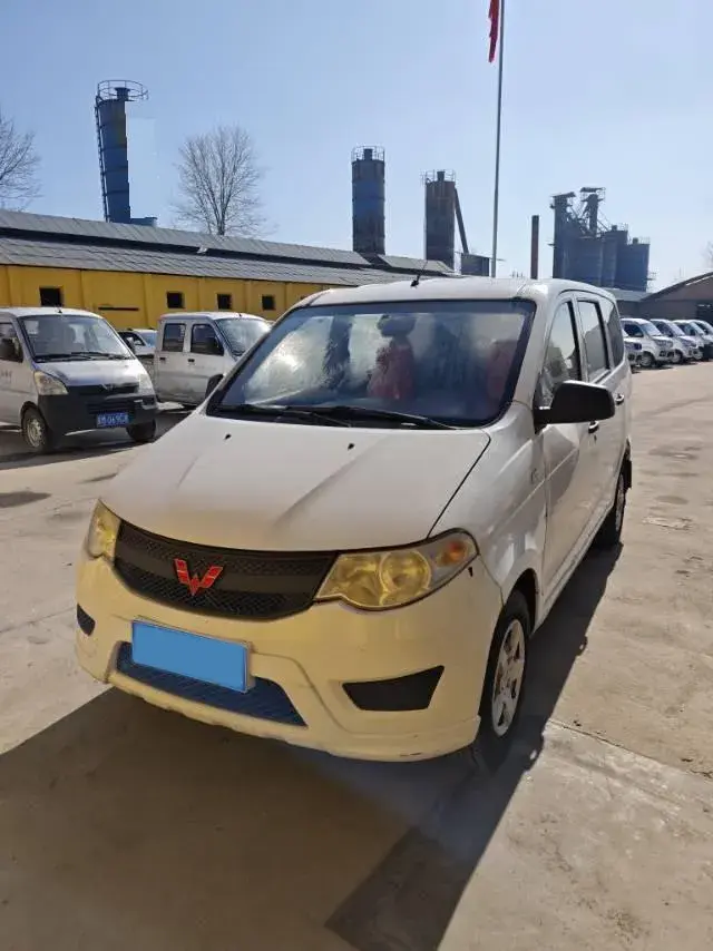 2015 WuLing HongGuang 1.5L 112HP L4 5MT