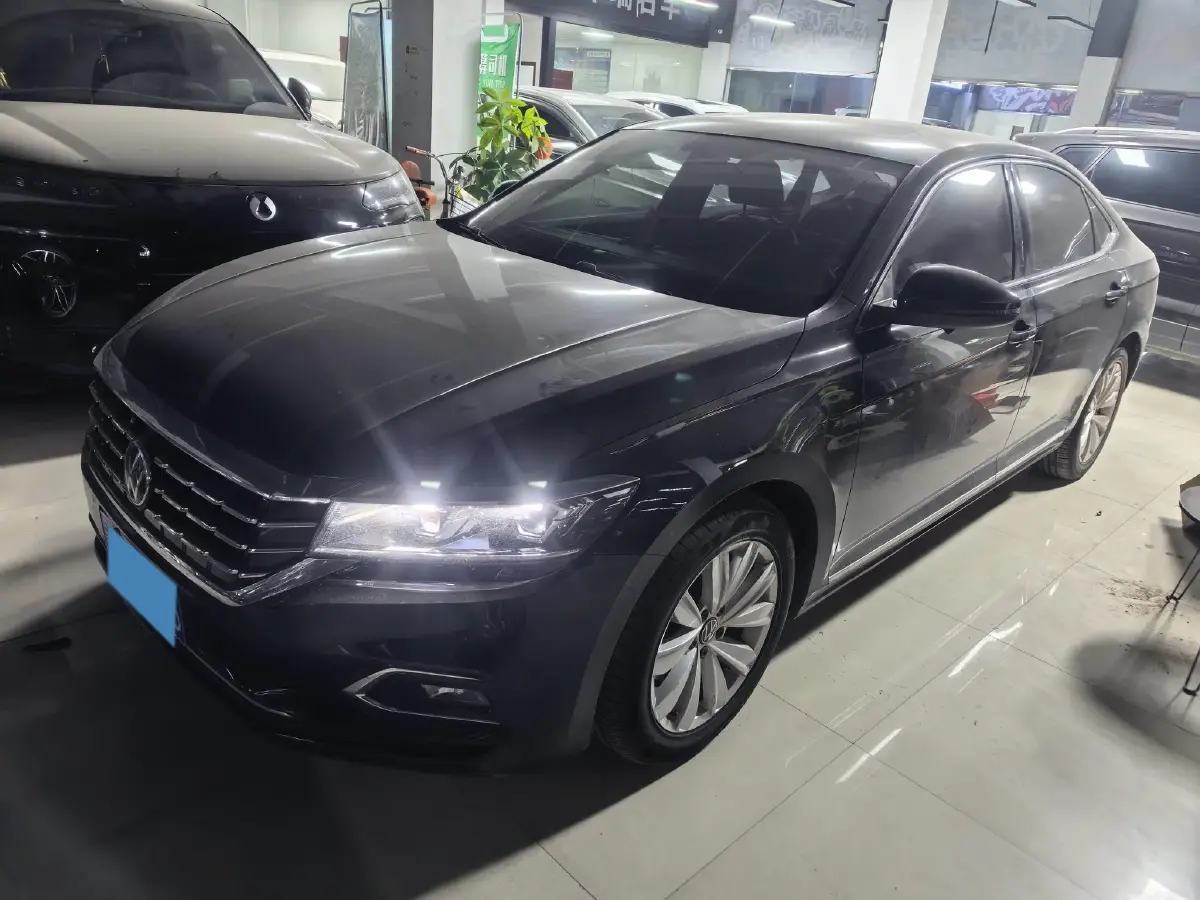 2020 Volkswagen Passat 2.0T 186HP L4 7DCT