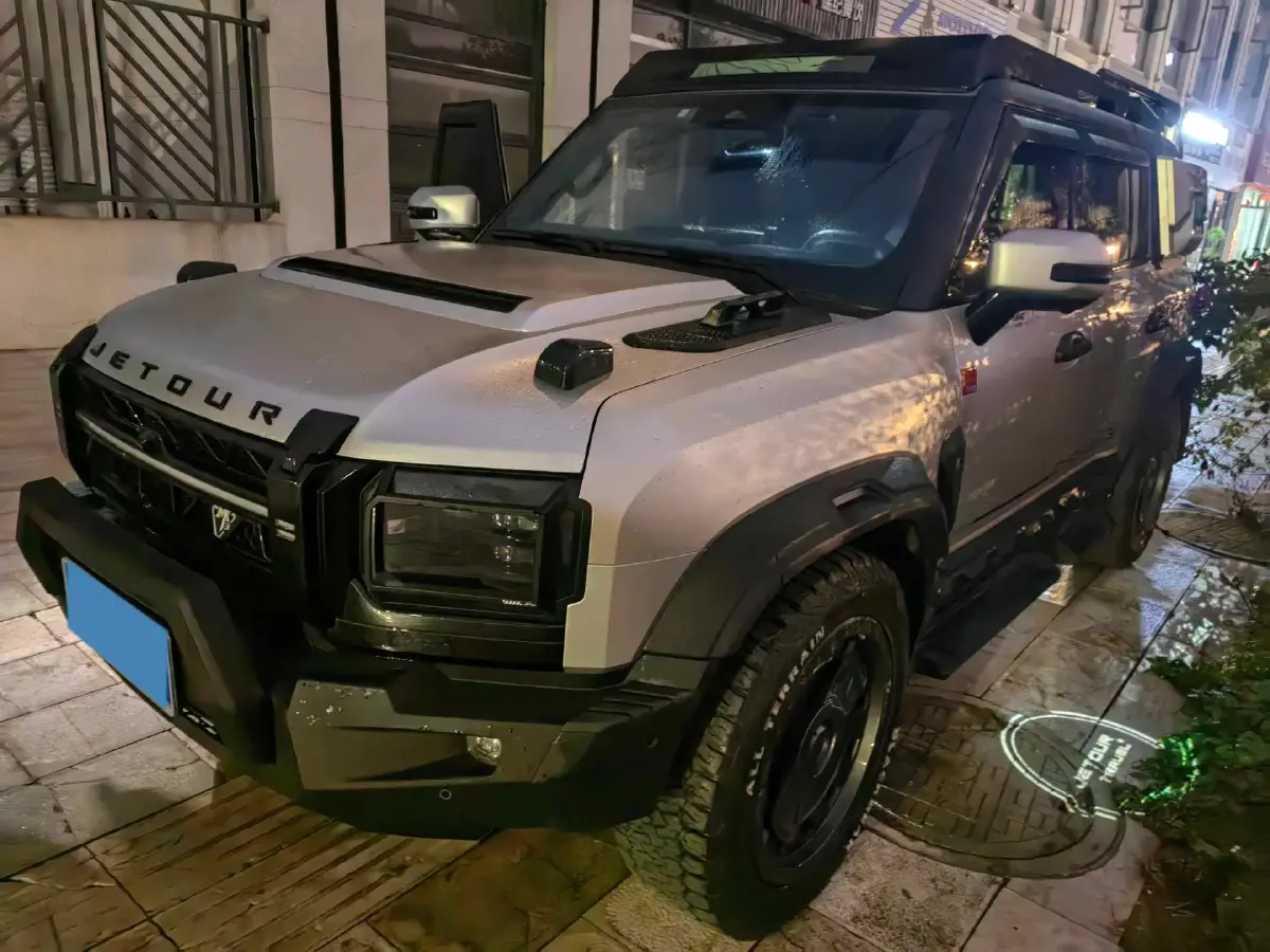 2024 Jetour Traveller 2.0T 254HP L4 7DCT