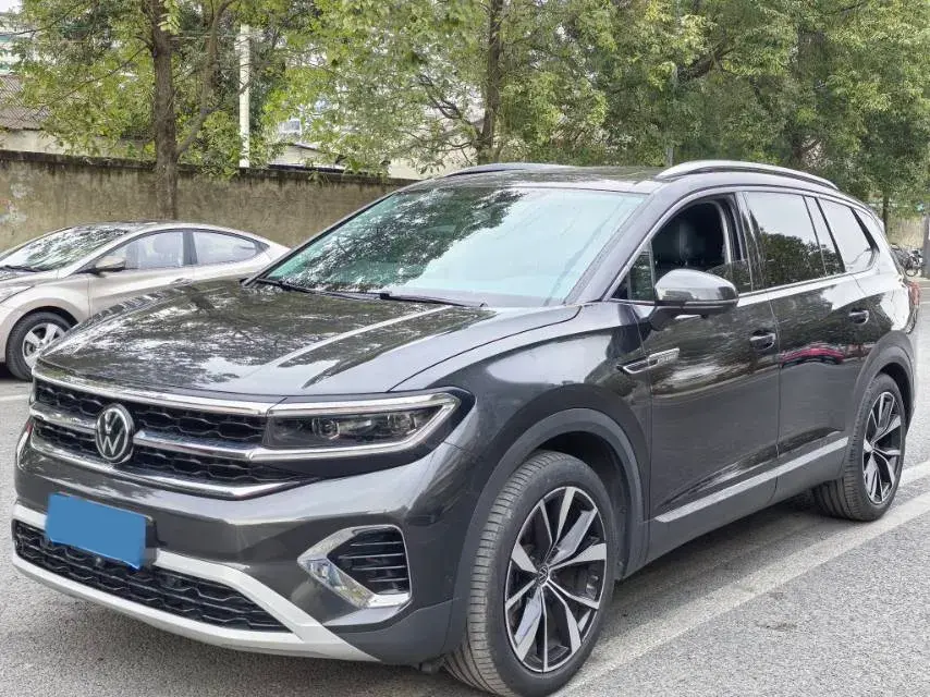 2022 Volkswagen Talagon 2.5T 299HP V6 7DCT