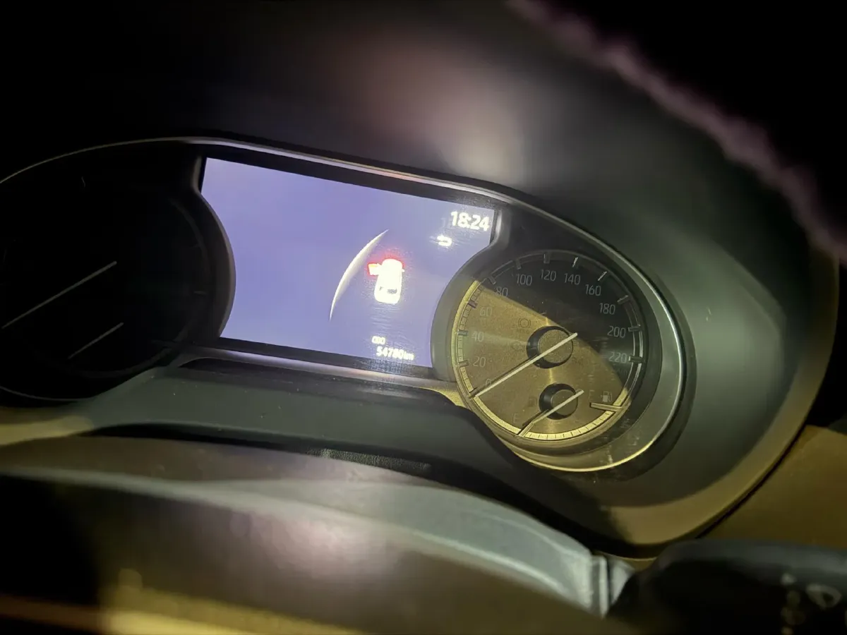 2022 Toyota Harrier 2.0L 171HP L4 CVT,autocango,china used car exporter,china ev exporter,chinese used car exporter,chinese used ev exporter