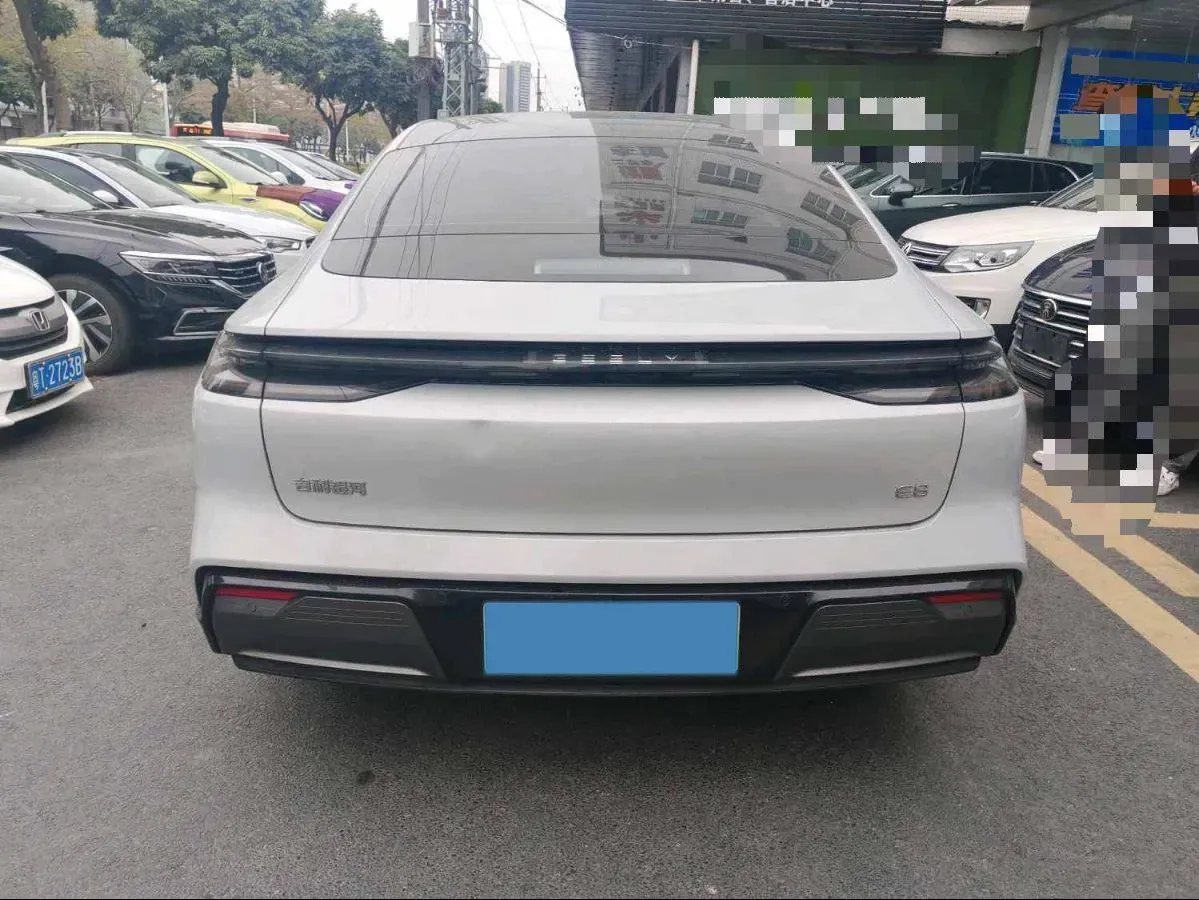 2024 Geely Galaxy E8 BEV 62KWH,autocango,china used car exporter,china ev exporter,chinese used car exporter,chinese used ev exporter