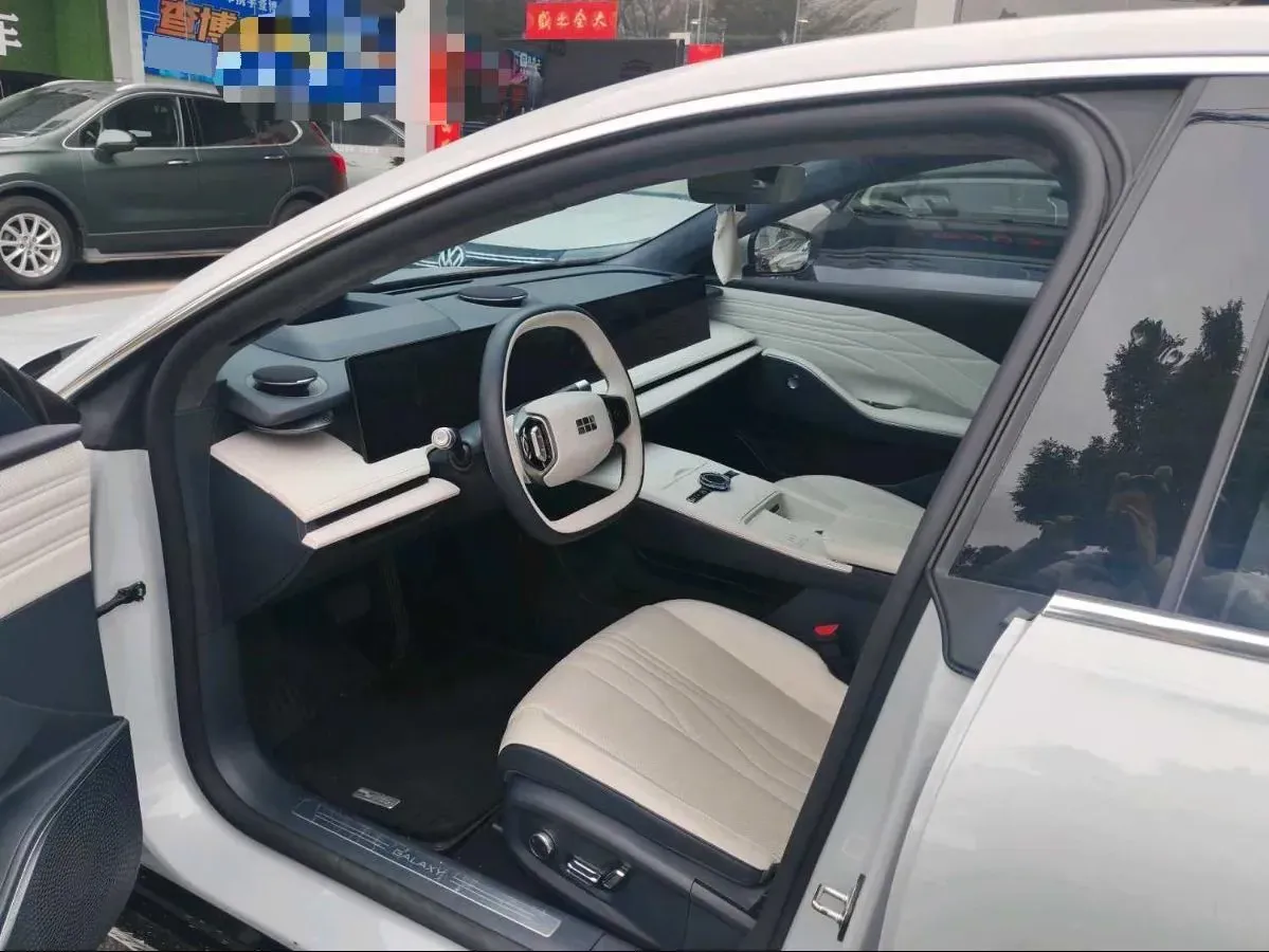 2024 Geely Galaxy E8 BEV 62KWH,autocango,china used car exporter,china ev exporter,chinese used car exporter,chinese used ev exporter