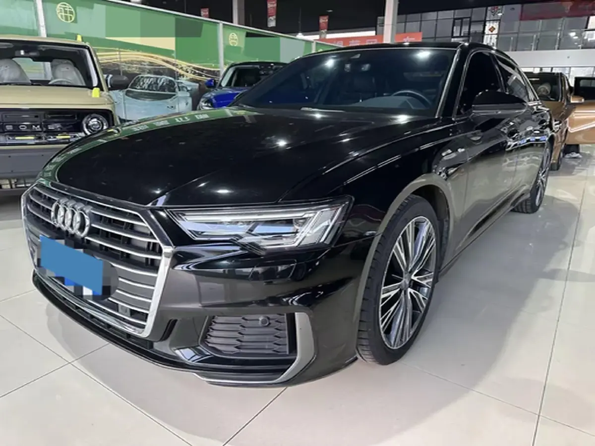 2022 Audi A6L 2.0T 190HP L4 7DCT