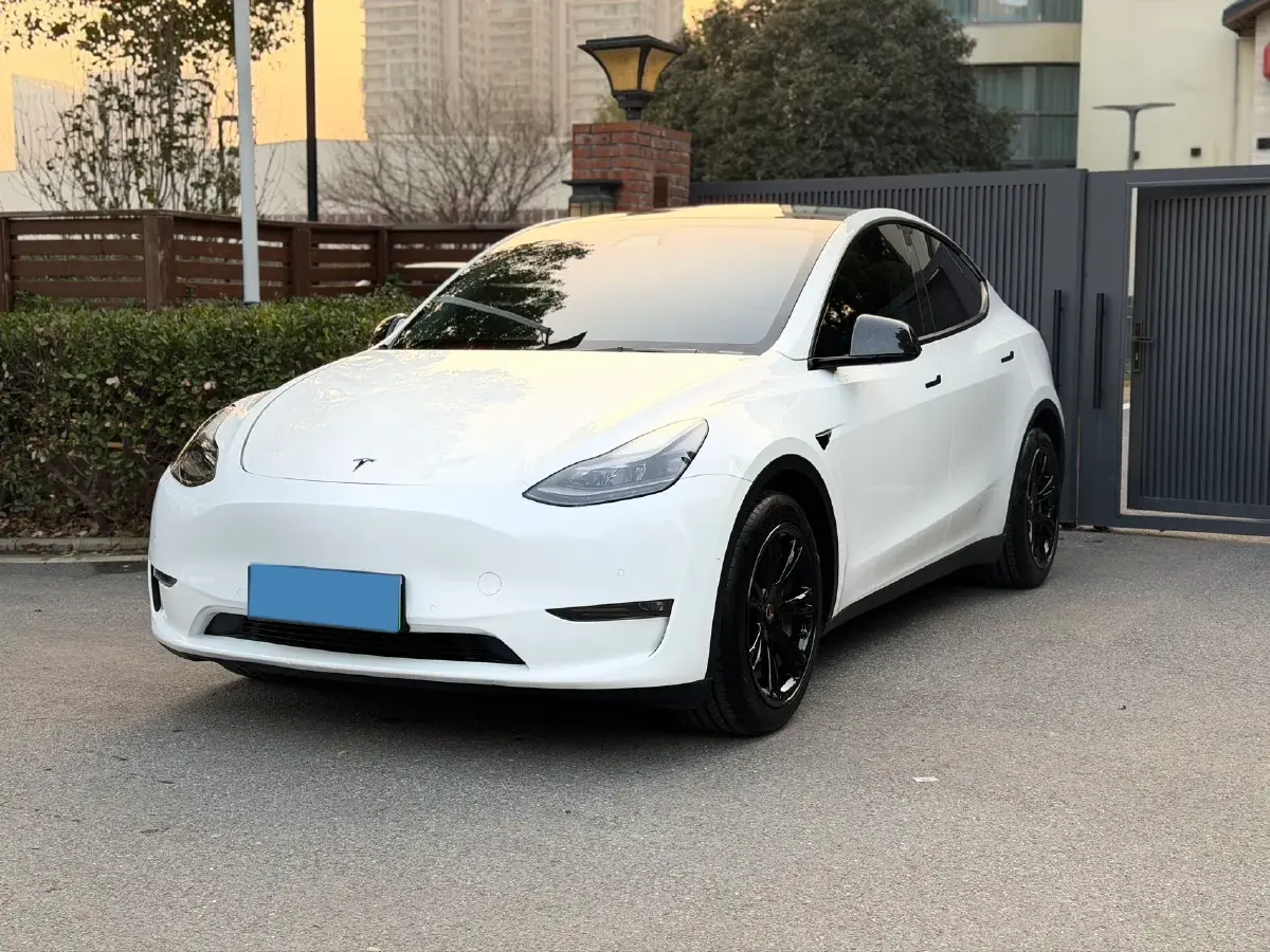 2021 Tesla Model Y BEV 60KWH