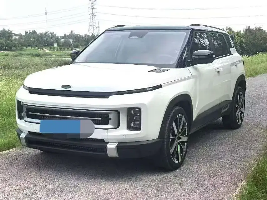 2023 Geely ICON 1.5T 181HP L4 7DCT