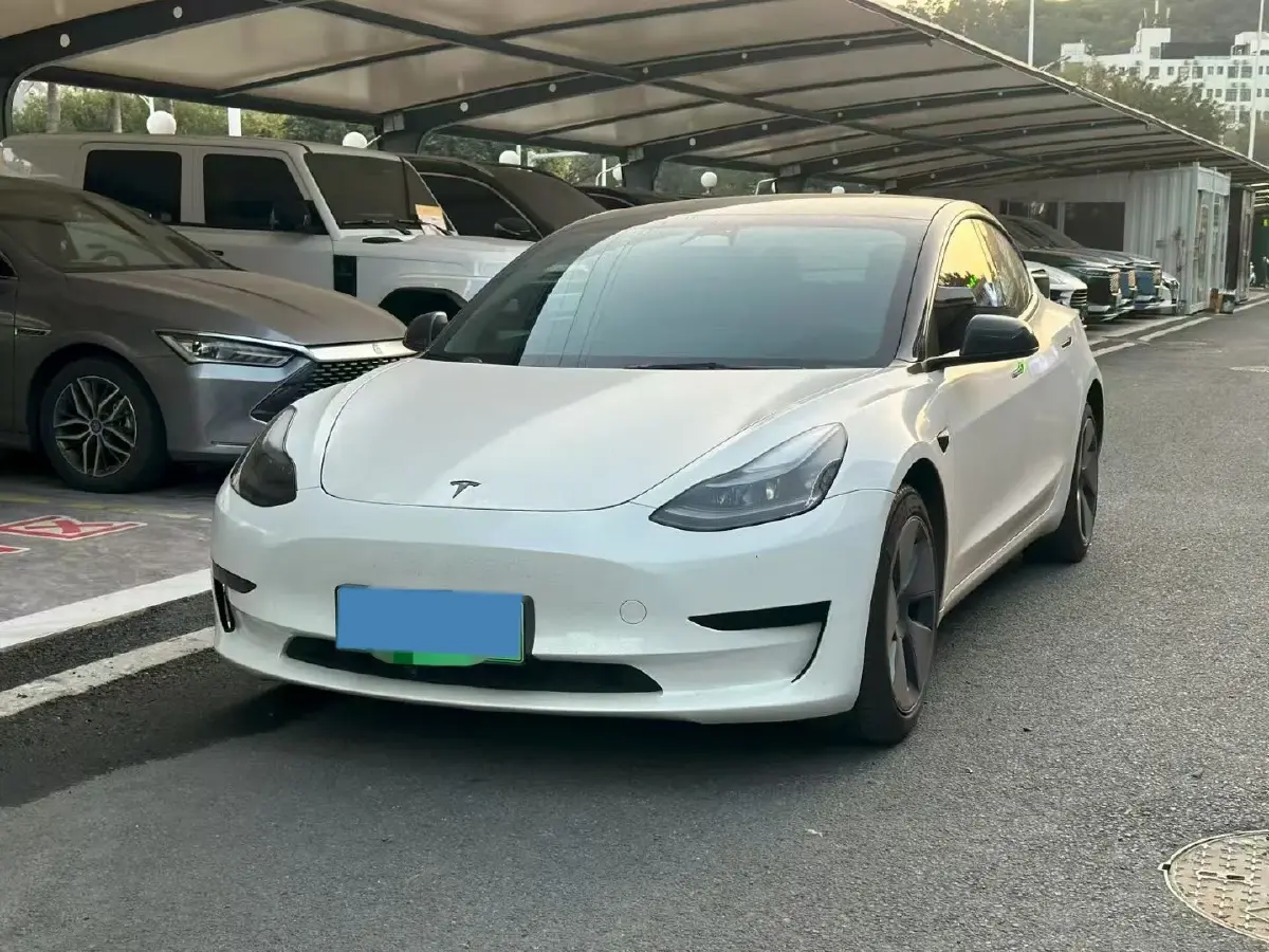 2022 Tesla Model 3 BEV 60KWH