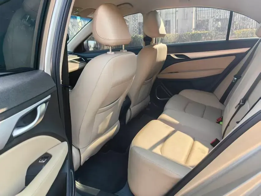 2018 Geely Emgrand 1.5L 109HP L4 CVT,autocango,china used car exporter,china ev exporter,chinese used car exporter,chinese used ev exporter