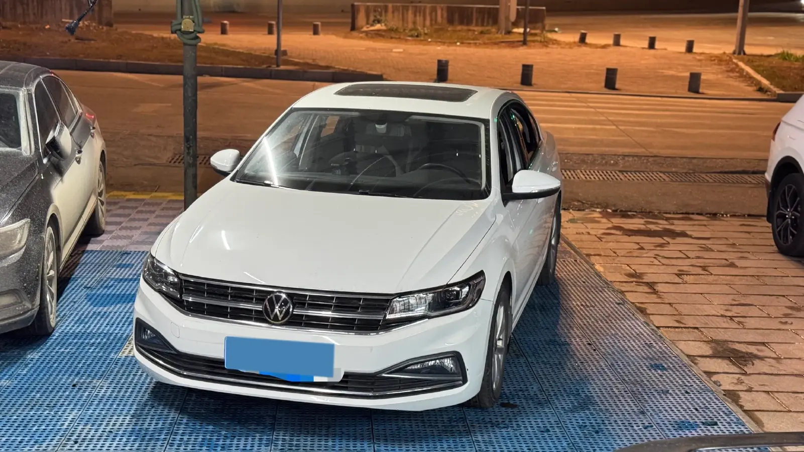 2021 Volkswagen Bora 1.5L 113HP L4 6AT