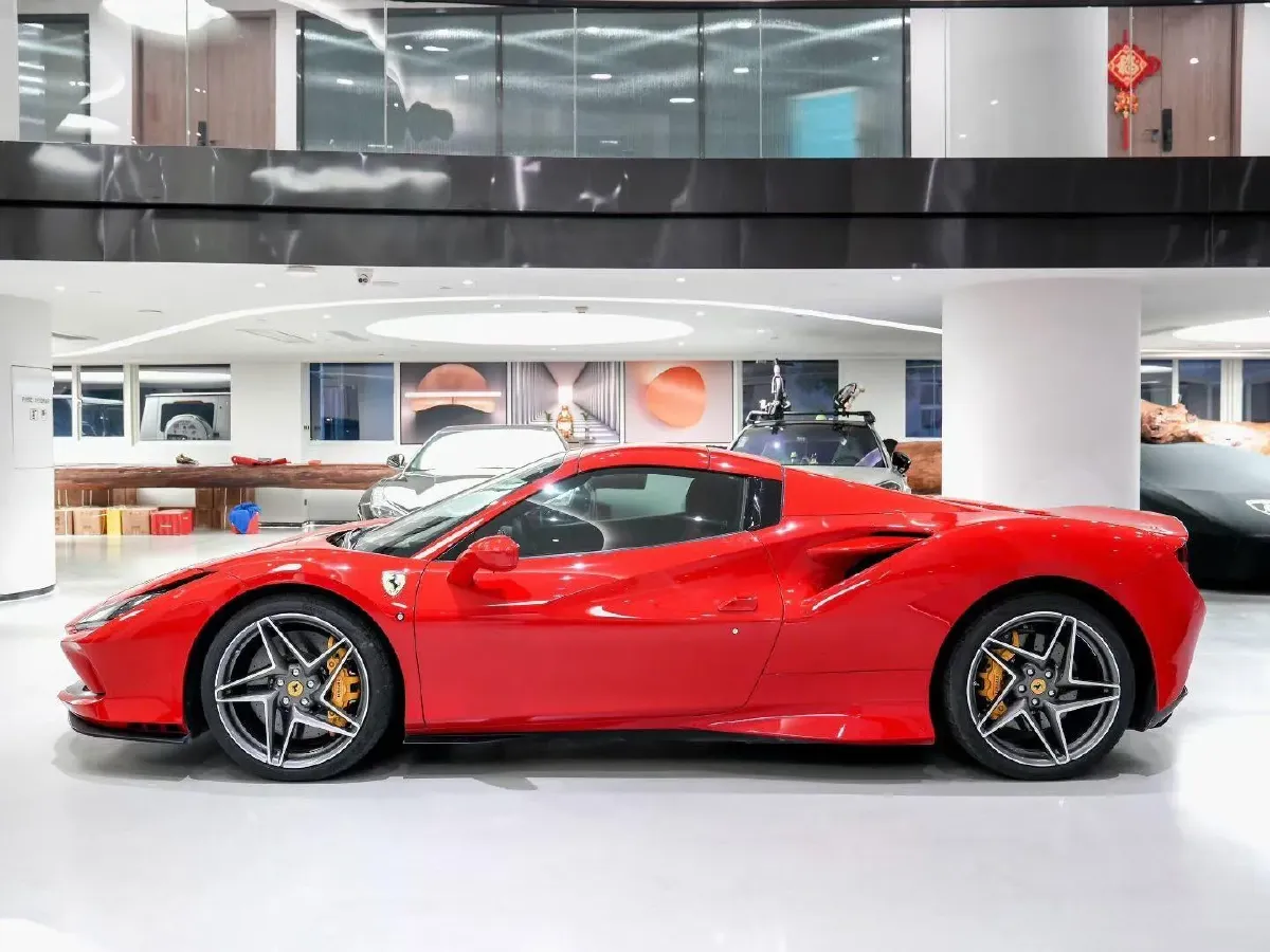 2020 Ferrari F8 3.9T 720HP V8 7DCT,autocango,china used car exporter,china ev exporter,chinese used car exporter,chinese used ev exporter