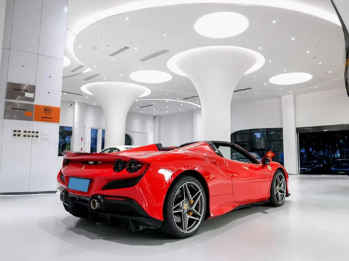 2020 Ferrari F8 3.9T 720HP V8 7DCT,autocango,china used car exporter,china ev exporter,chinese used car exporter,chinese used ev exporter