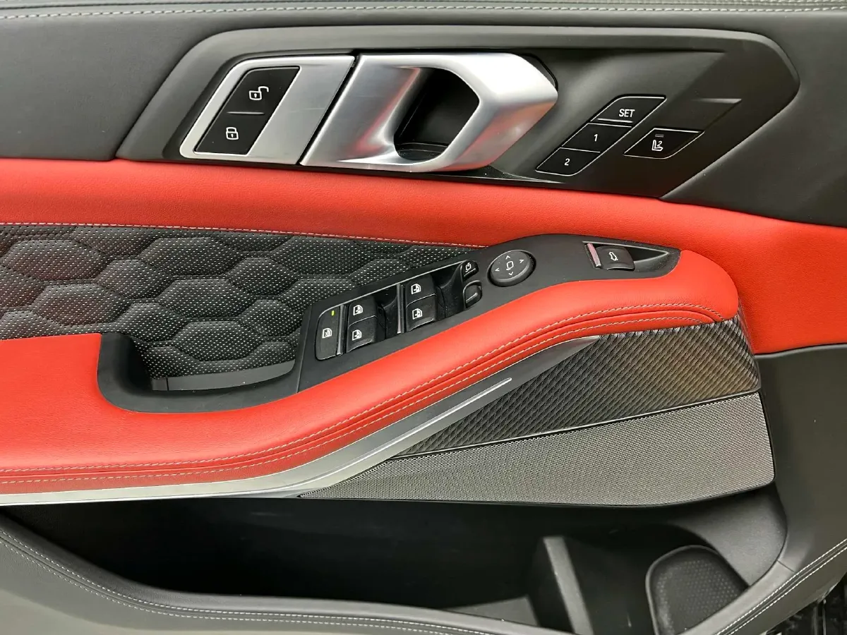 2020 BMW X5 M 4.4T 600HP V8 8AT,autocango,china used car exporter,china ev exporter,chinese used car exporter,chinese used ev exporter