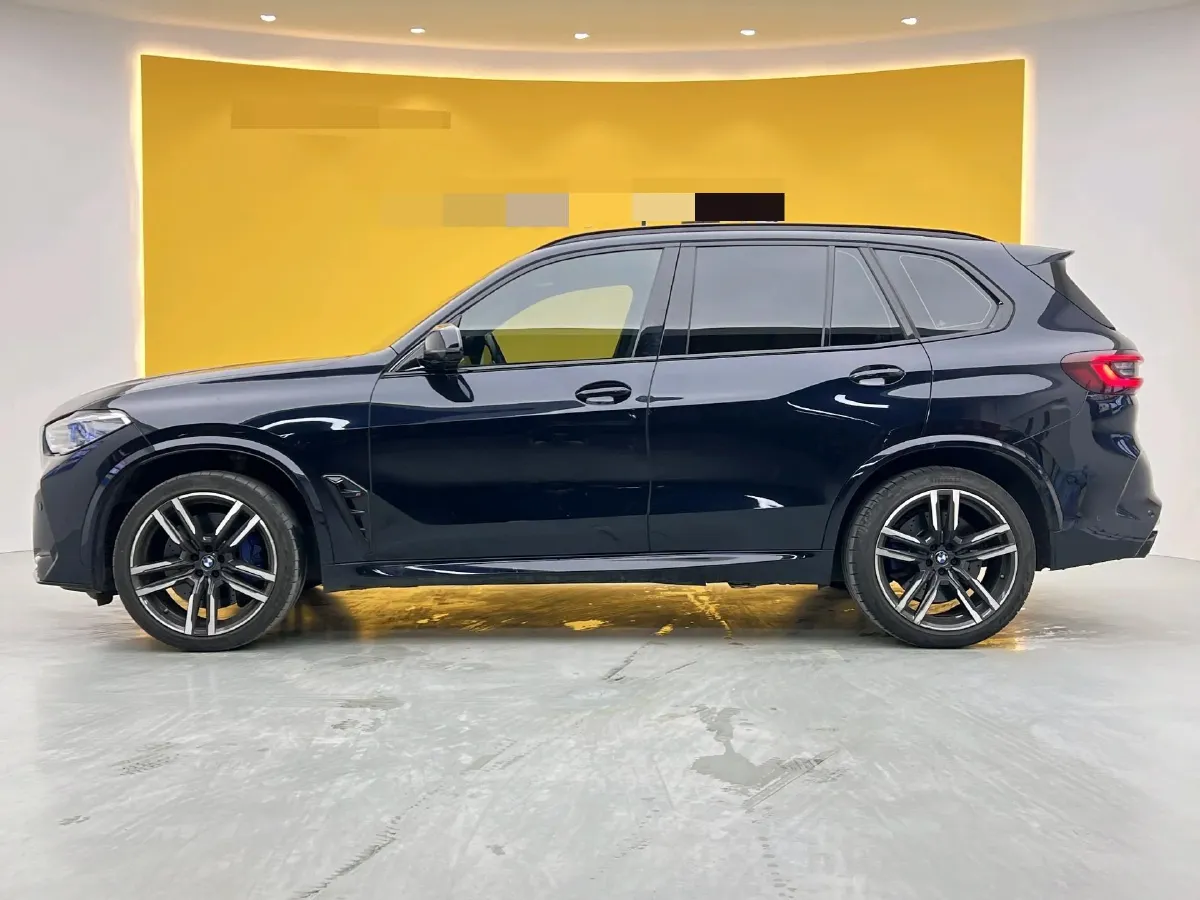 2020 BMW X5 M 4.4T 600HP V8 8AT,autocango,china used car exporter,china ev exporter,chinese used car exporter,chinese used ev exporter