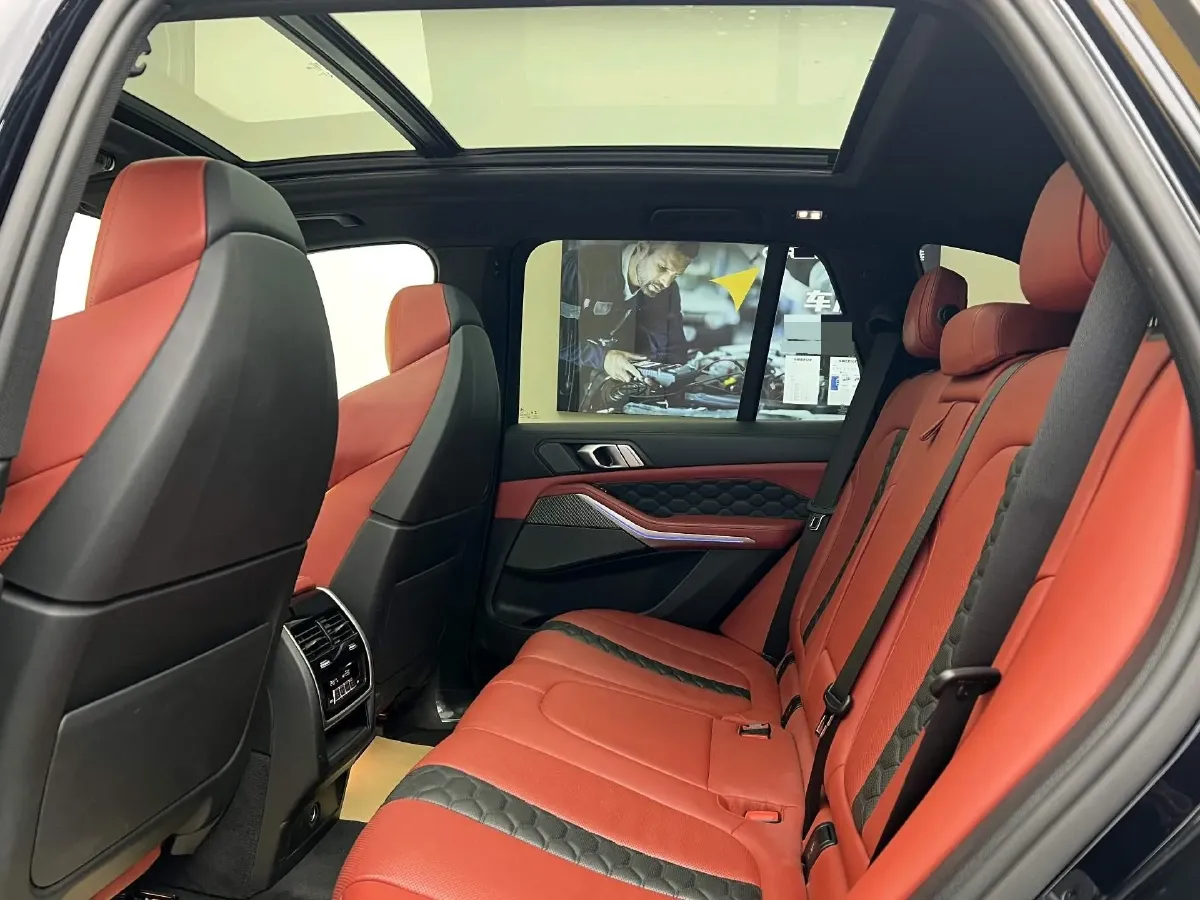 2020 BMW X5 M 4.4T 600HP V8 8AT,autocango,china used car exporter,china ev exporter,chinese used car exporter,chinese used ev exporter